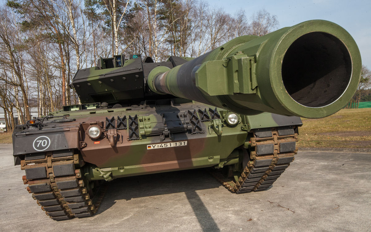 Leopard-2-A7-1200x750-c1aa8687491f6148.jpg
